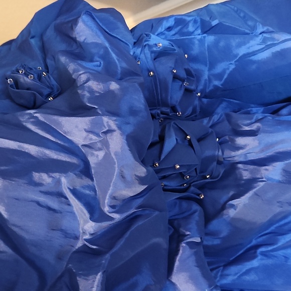 Sindy   Prom dress or party dress - Picture 6 of 8